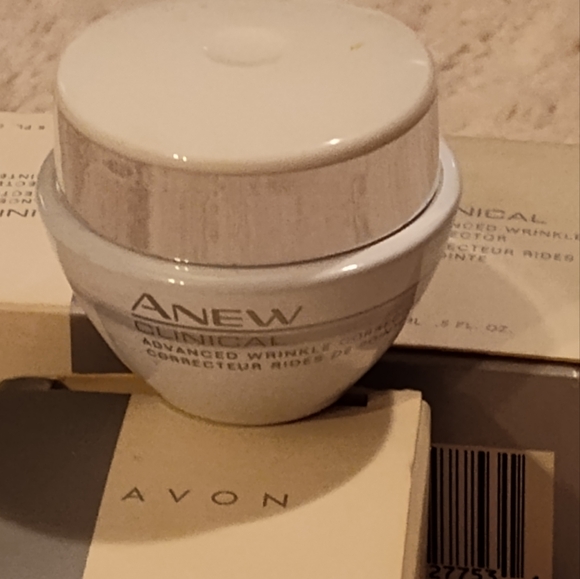 NEW!! 3- AVON Anew Clinical Advanced Wrinkle Corrector 5oz ea - Picture 9 of 14